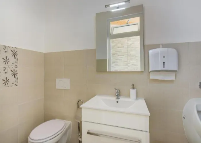 شقة Mit Gemeinschaftlichem Pool Und Grill By Interhome بولا